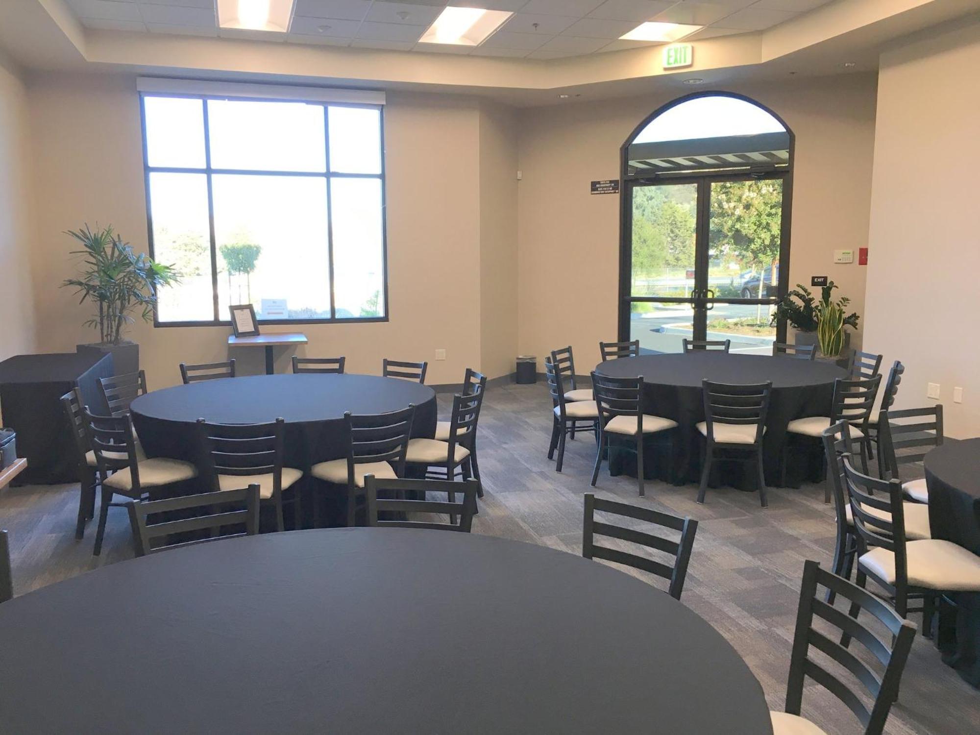 Holiday Inn Express Hotel & Suites Atascadero By Ihg Luaran gambar